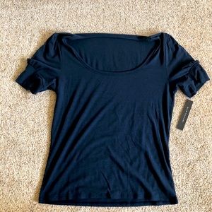 Elie Tahari tee shirt